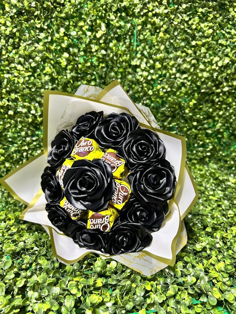 Boque de cetim com bonbons - Imagem 2